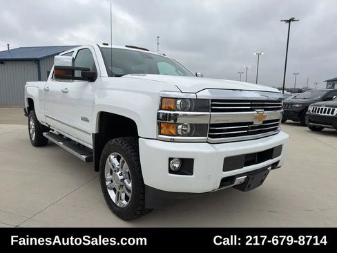Used 2016 Chevrolet Silverado 2500 High Country w/ Duramax Plus Package image 29