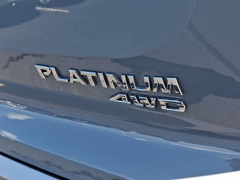 Used 2023 Nissan Pathfinder Platinum AWD/4WD image 31