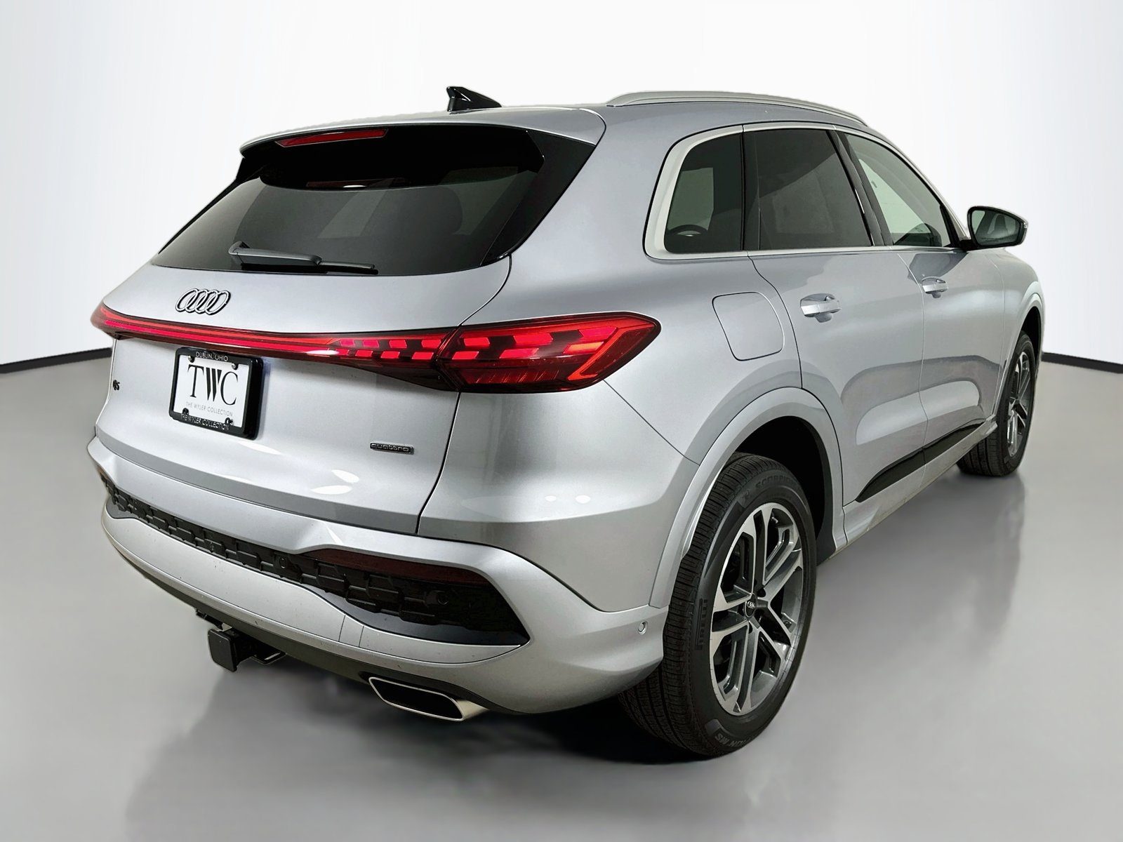 New 2026 Audi Q5 Premium Plus AWD/4WD image 5