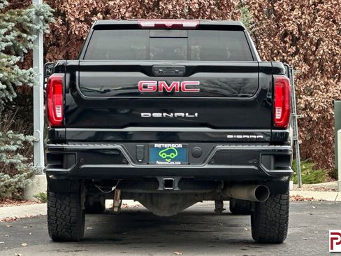 Used 2022 GMC Sierra 3500 Denali image 5