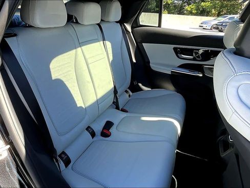 Used 2026 Mercedes-Benz GLC 300 GLC 300 image 19