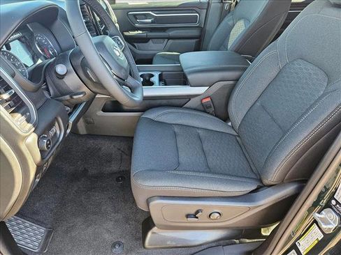 New 2026 RAM 1500 Big Horn AWD/4WD image 4