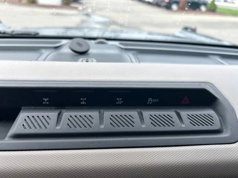 Used 2022 Ford Bronco Wildtrak AWD/4WD image 19