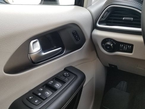 Certified 2024 Chrysler Pacifica Touring-L w/ Road Tripper Package image 41