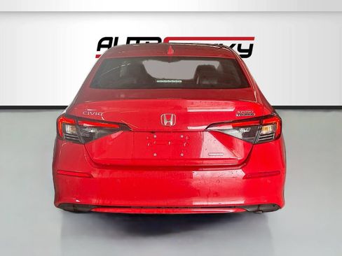 Used 2025 Honda Civic Sport Touring image 6