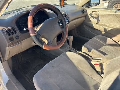 Used 1999 Toyota Corolla CE image 9