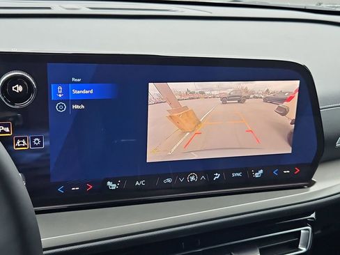 New 2026 Chevrolet Traverse LT w/ Midnight/Sport Edition image 19