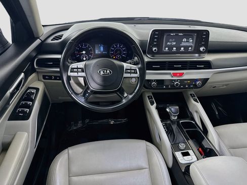 Used 2020 Kia Telluride S FWD image 17