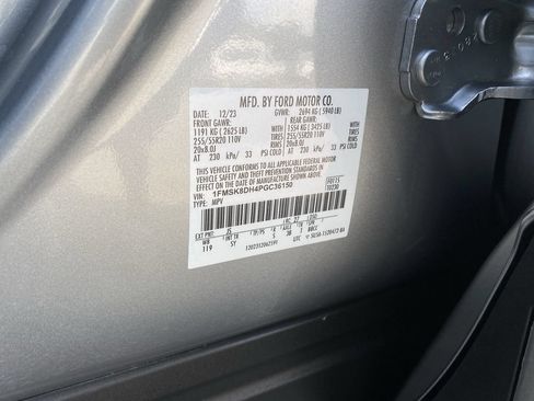Used 2023 Ford Explorer XLT w/ Equipment Group 202A AWD/4WD image 9