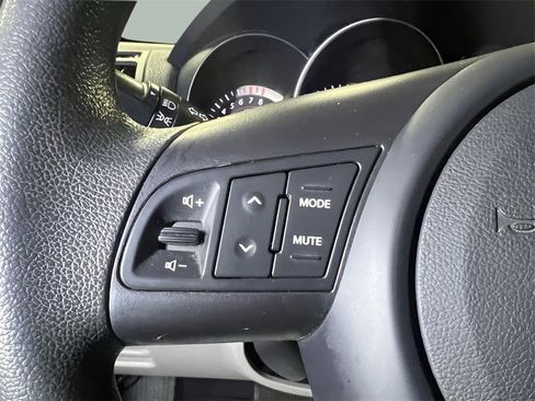 Used 2012 Kia Forte EX image 30