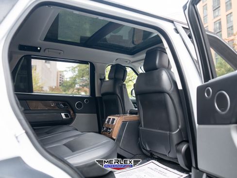 Used 2018 Land Rover Range Rover Long Wheelbase Supercharged image 19