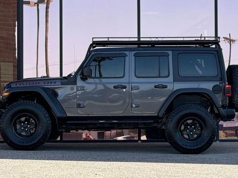 Used 2018 Jeep Wrangler Unlimited Rubicon w/ Dual Top Group AWD/4WD image 6