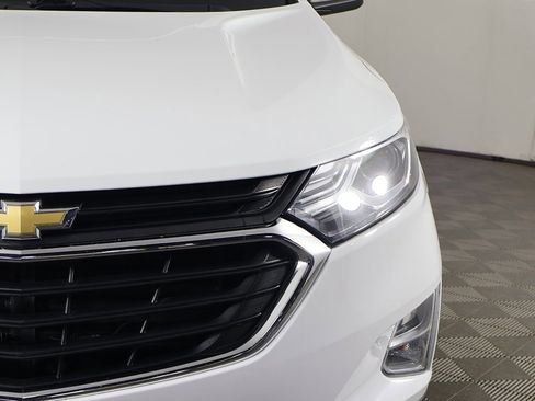 Used 2021 Chevrolet Equinox LS w/ LS Convenience Package image 11