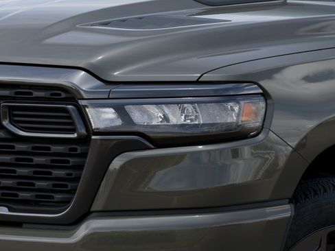 New 2026 RAM 1500 Express AWD/4WD image 11