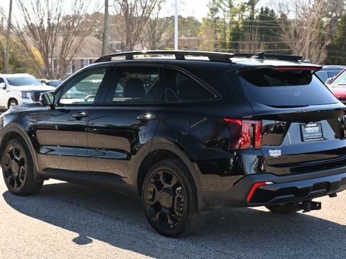 Used 2026 Kia Sorento SX Prestige w/ Olive Brown Leather Package image 13