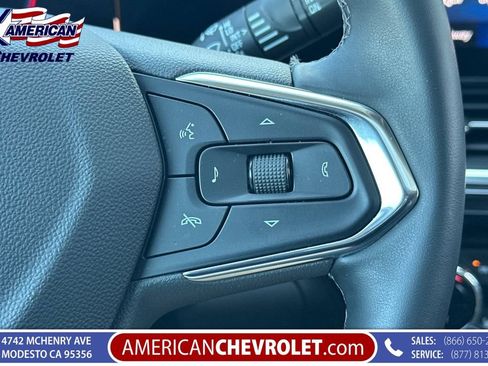 Used 2026 Chevrolet Trax ACTIV w/ Sunroof Package FWD image 32