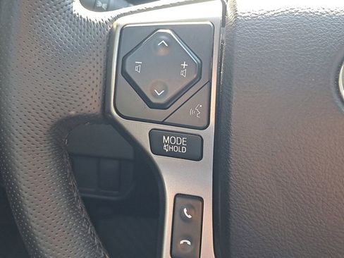 Used 2022 Toyota Tacoma SR5 image 32