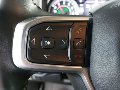 Used 2022 RAM 1500 Big Horn AWD/4WD image 16