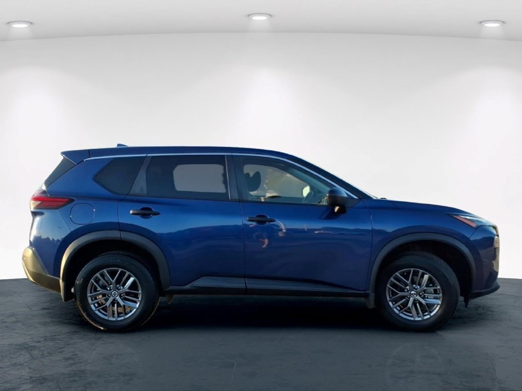 Used 2021 Nissan Rogue S FWD image 7