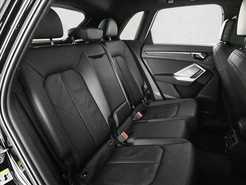 Used 2020 Audi Q3 2.0T Premium AWD/4WD image 21