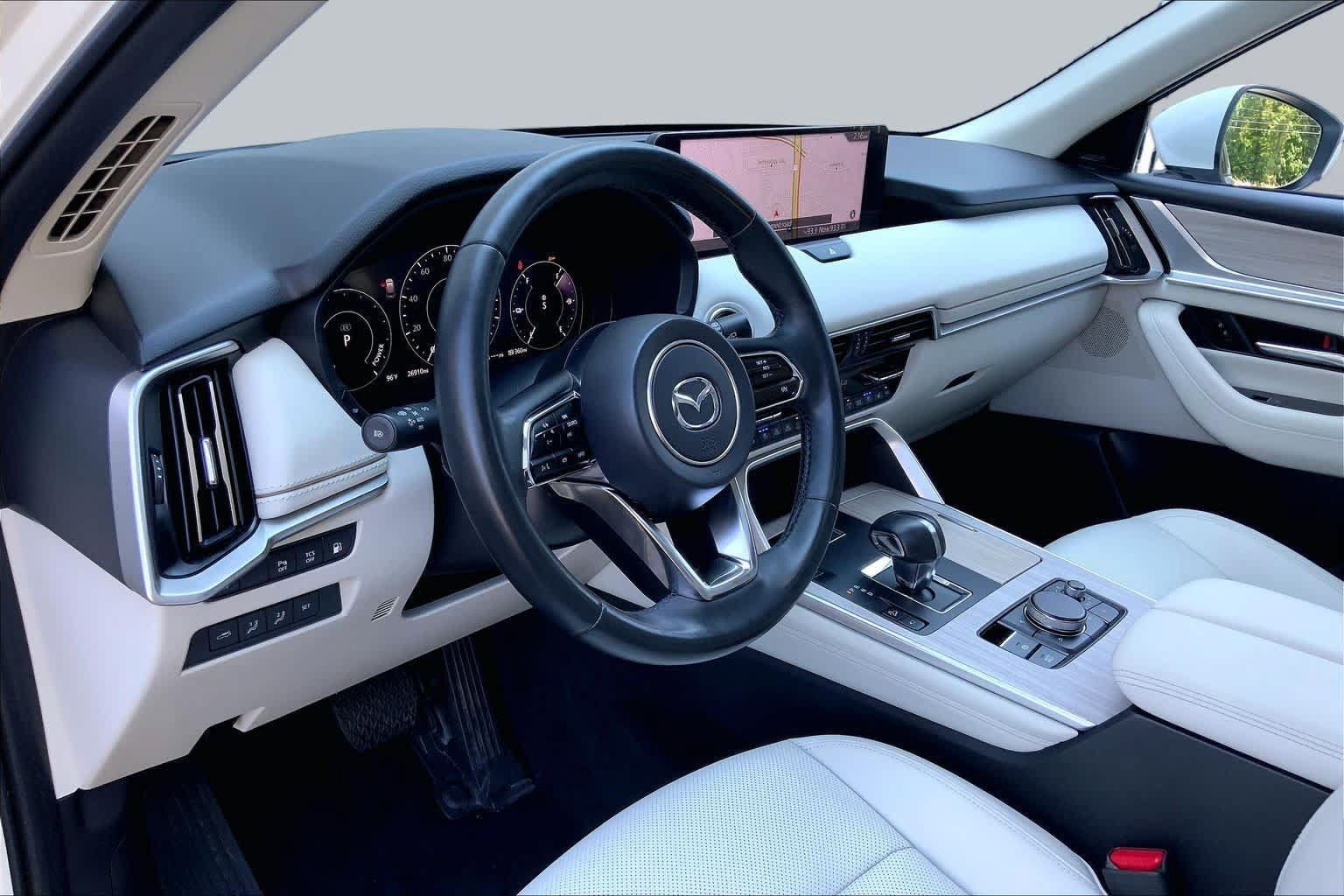 Certified 2024 MAZDA CX-90 Plug-In Hybrid w/ Premium Plus AWD/4WD image 18