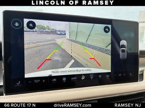 Used 2023 Lincoln Corsair AWD image 18