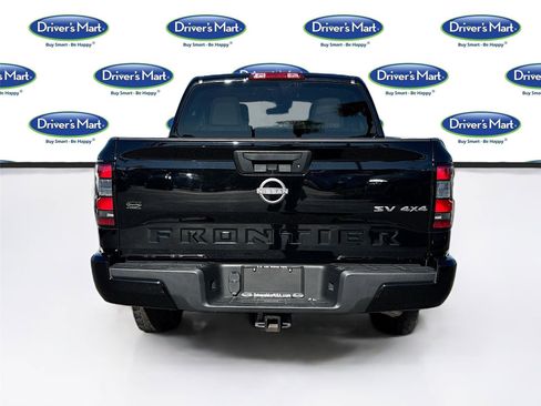 Used 2023 Nissan Frontier SV w/ Tow Package image 6