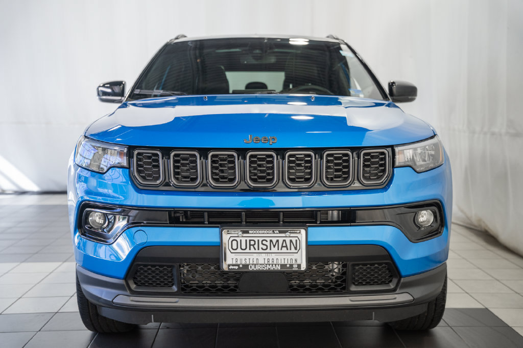 Certified 2025 Jeep Compass Limited w/ Sun & Sound Group AWD/4WD image 2