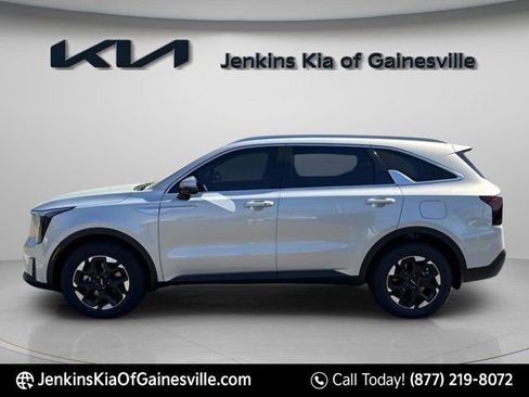 New 2026 Kia Sorento S w/ S Panoramic Sunroof Package FWD image 9