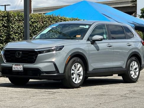 Used 2025 Honda CR-V LX image 9