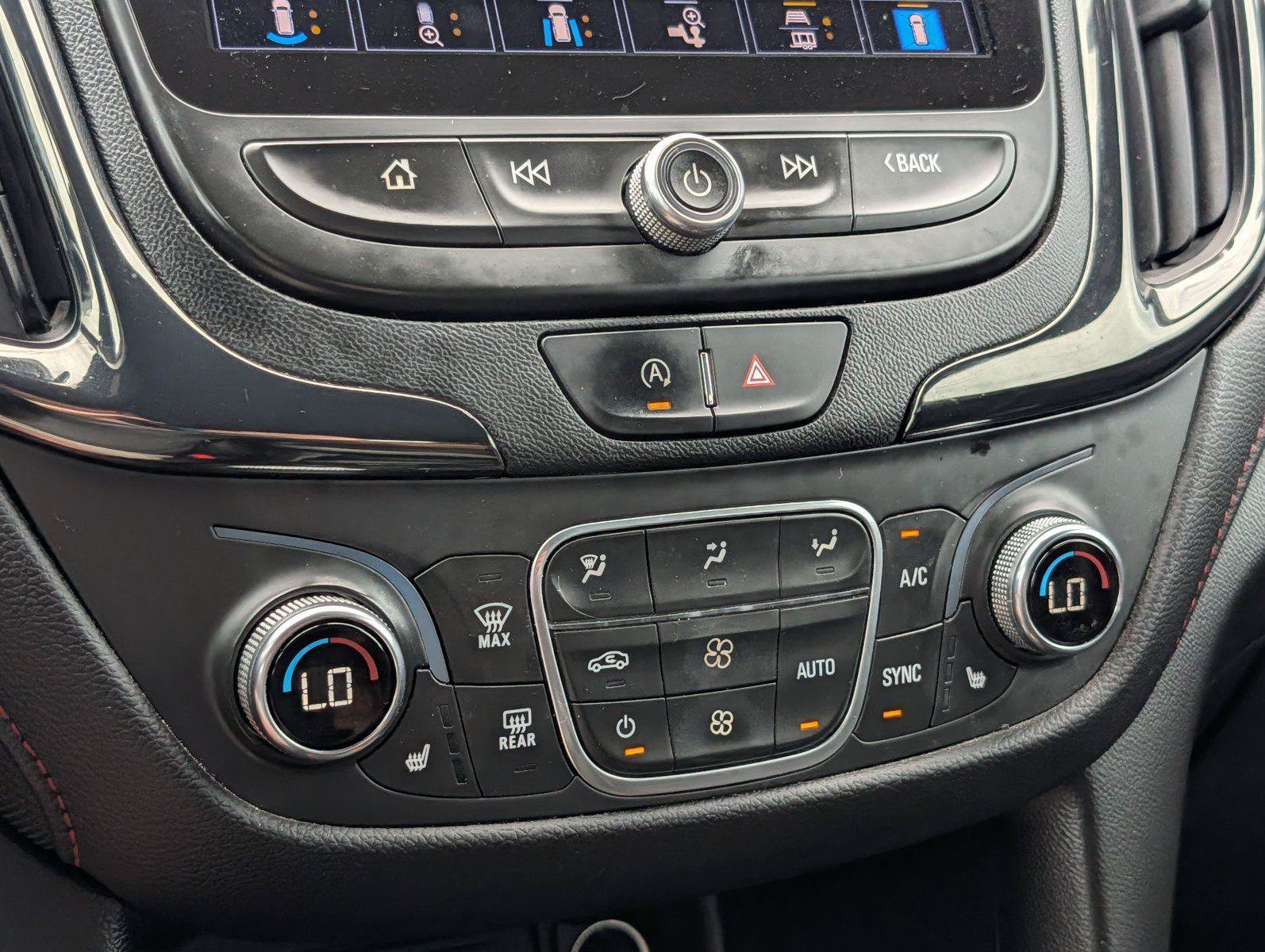 Certified 2022 Chevrolet Equinox RS w/ RS Leather Package FWD image 18
