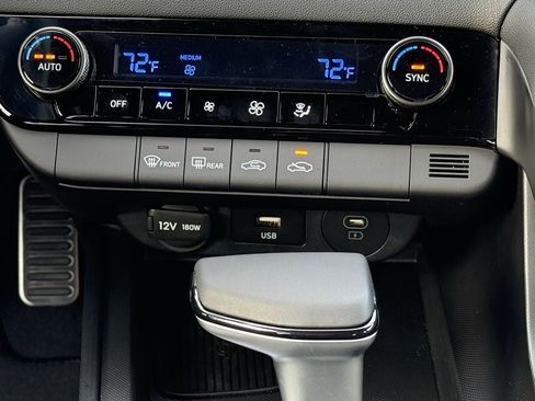 New 2026 Hyundai Elantra Sport FWD image 22