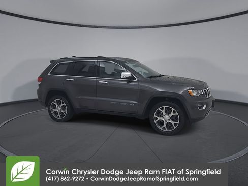Used 2019 Jeep Grand Cherokee Limited w/ Trailer Tow Group IV AWD/4WD image 2
