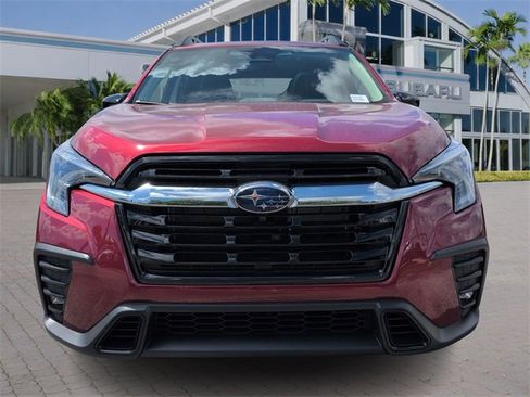 New 2025 Subaru Ascent Limited image 2