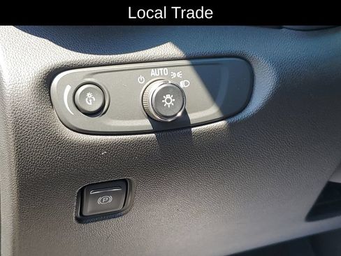 Used 2020 Chevrolet Blazer LT AWD/4WD image 9