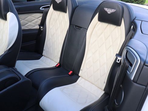 Used 2015 Bentley Continental GT V8 S image 19