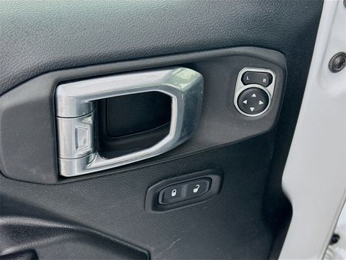 Used 2021 Jeep Wrangler Unlimited Sport image 18