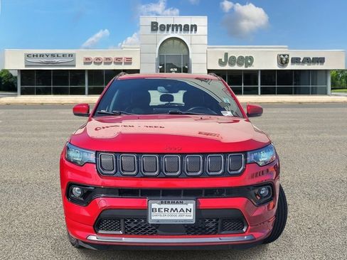 Certified 2022 Jeep Compass Limited AWD/4WD image 6