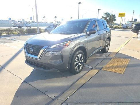 Used 2023 Nissan Rogue SV image 8