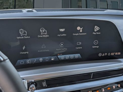 New 2026 Cadillac Lyriq Luxury image 26