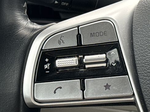 Used 2025 Kia Telluride S FWD image 19