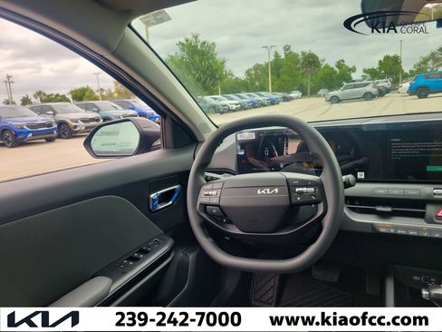 New 2026 Kia K4 FWD image 20