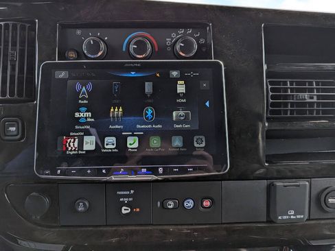 Used 2023 GMC Savana 2500 Extended RWD image 19