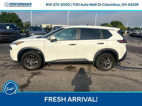 Used 2022 Nissan Rogue S FWD image 7