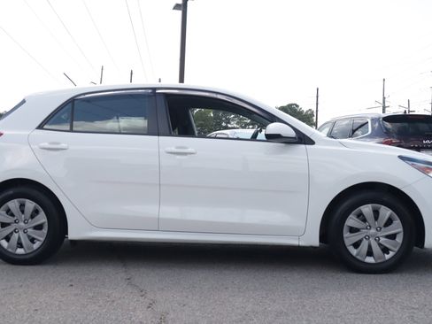 Used 2019 Kia Rio S FWD image 7