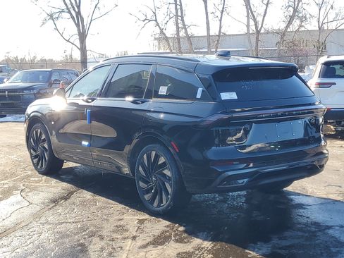 New 2026 Lincoln Nautilus Reserve w/ Jet Appearance Package image 3