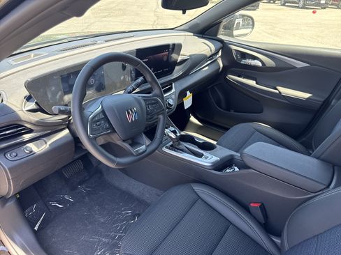 New 2026 Buick Envista Preferred w/ Convenience I Package FWD image 9