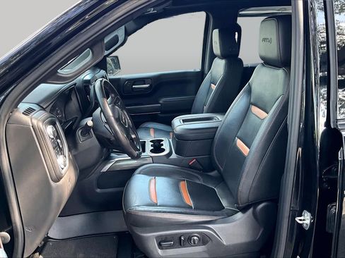 Used 2021 GMC Sierra 1500 AT4 w/ AT4 Preferred Package AWD/4WD image 9