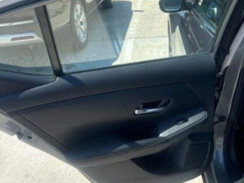 Used 2020 Nissan Sentra SV FWD image 17