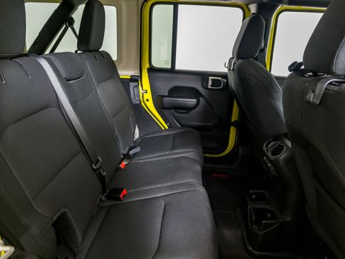 Used 2022 Jeep Wrangler Unlimited Sport image 34